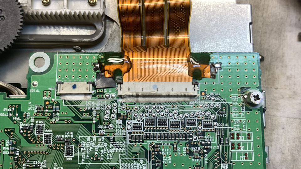 bmw e65 CD / DVD чейнджер не работает, причины и ремонт своими руками