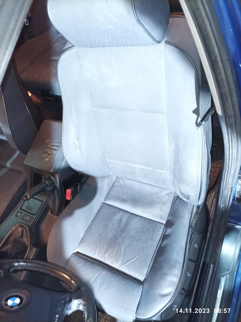 Химчистка и незапланированная замена аккумулятора🔋 — BMW 5 series ...