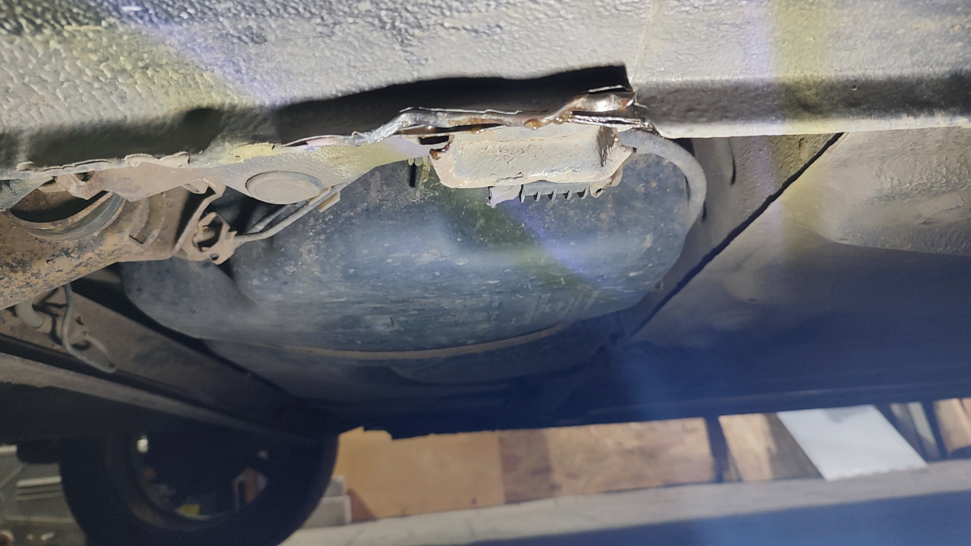 Последствия помятого поддона