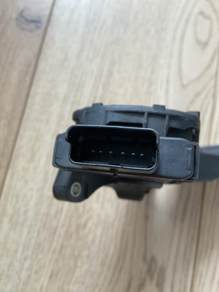 Педаль газа Peugeot на Peugeot 308 (1G), Peugeot 308 CC, Peugeot 308 SW ...