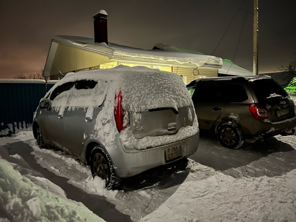 Не горят стопы и габариты (зад) — Mitsubishi Colt VI, 1,3 л, 2004 года ...