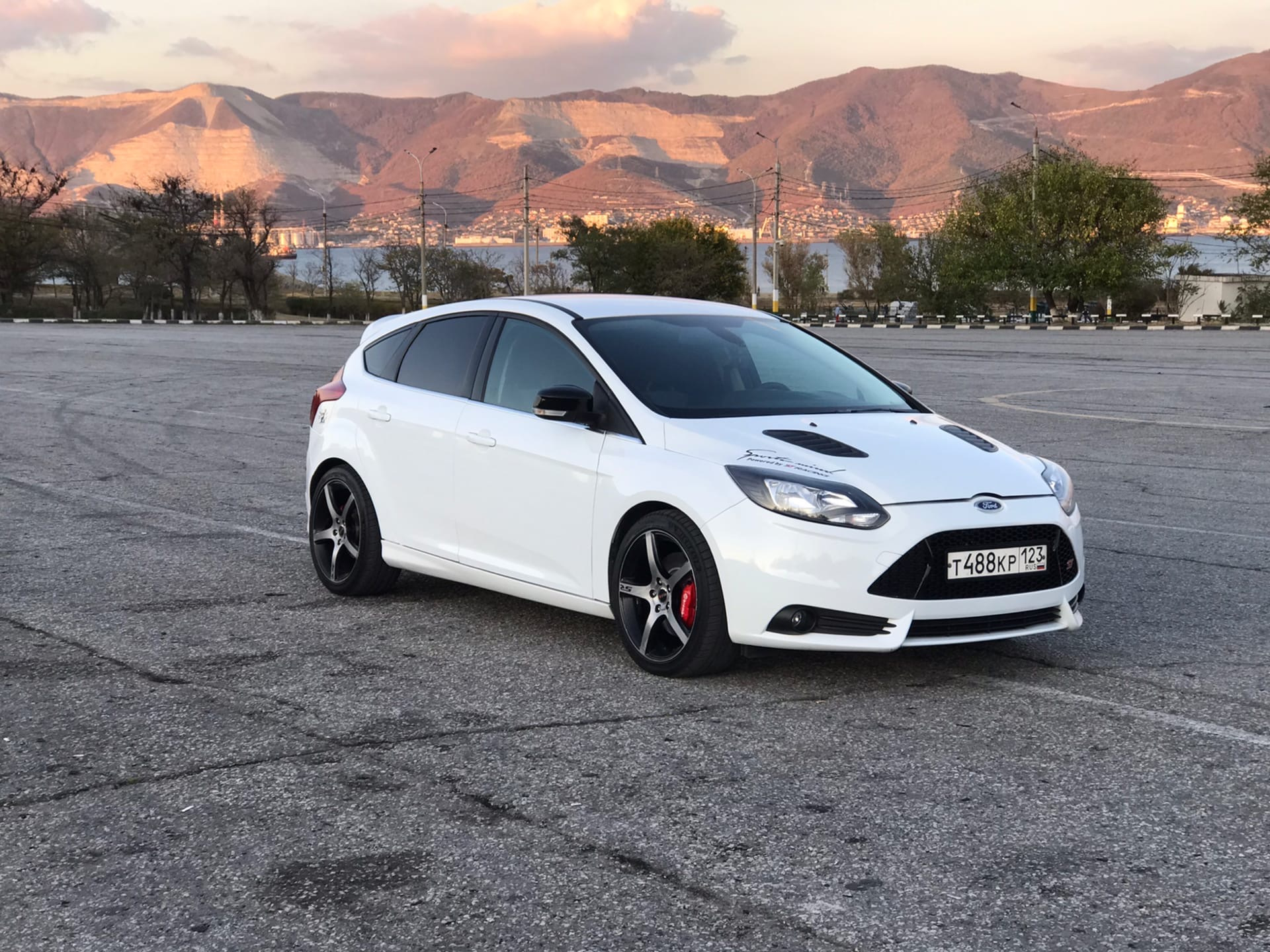 Ford Focus 3 Hatchback White