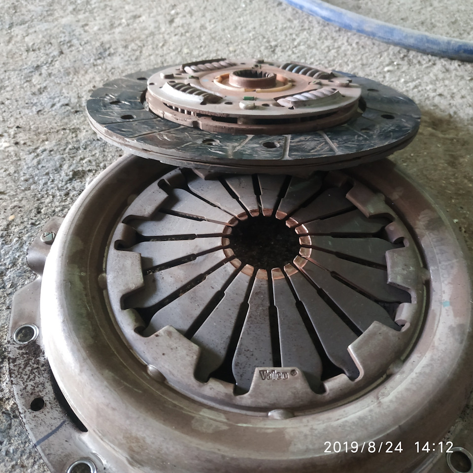 Фото в бортжурнале Lada Granta