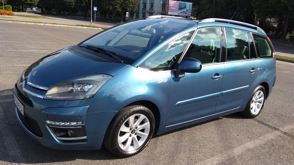Фото в бортжурнале Citroen Grand C4 Picasso (2G)