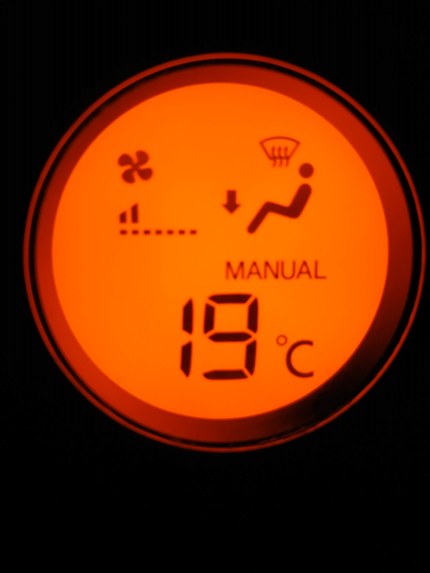 Резистор печки поменян, но есть вопрос?( — Nissan Tiida (1G), 1,6 л