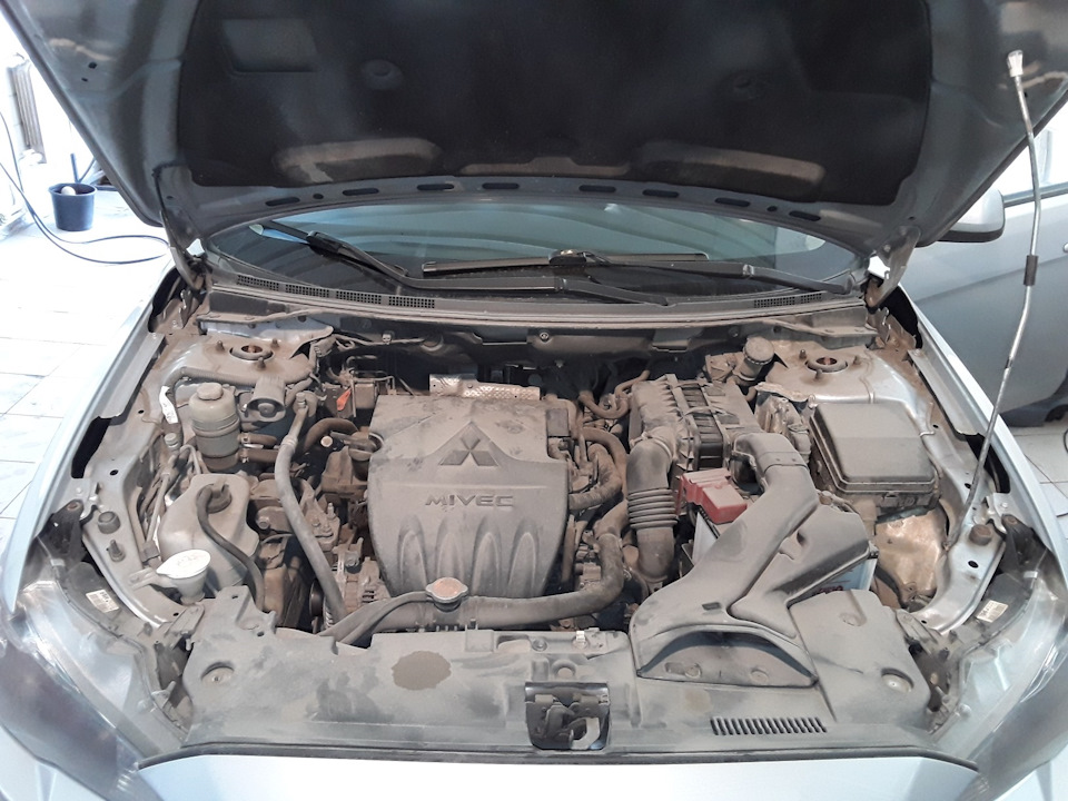 Самая дешевая химчистка в городе！ — Mitsubishi Lancer X, 1,6 л, 2012 ...