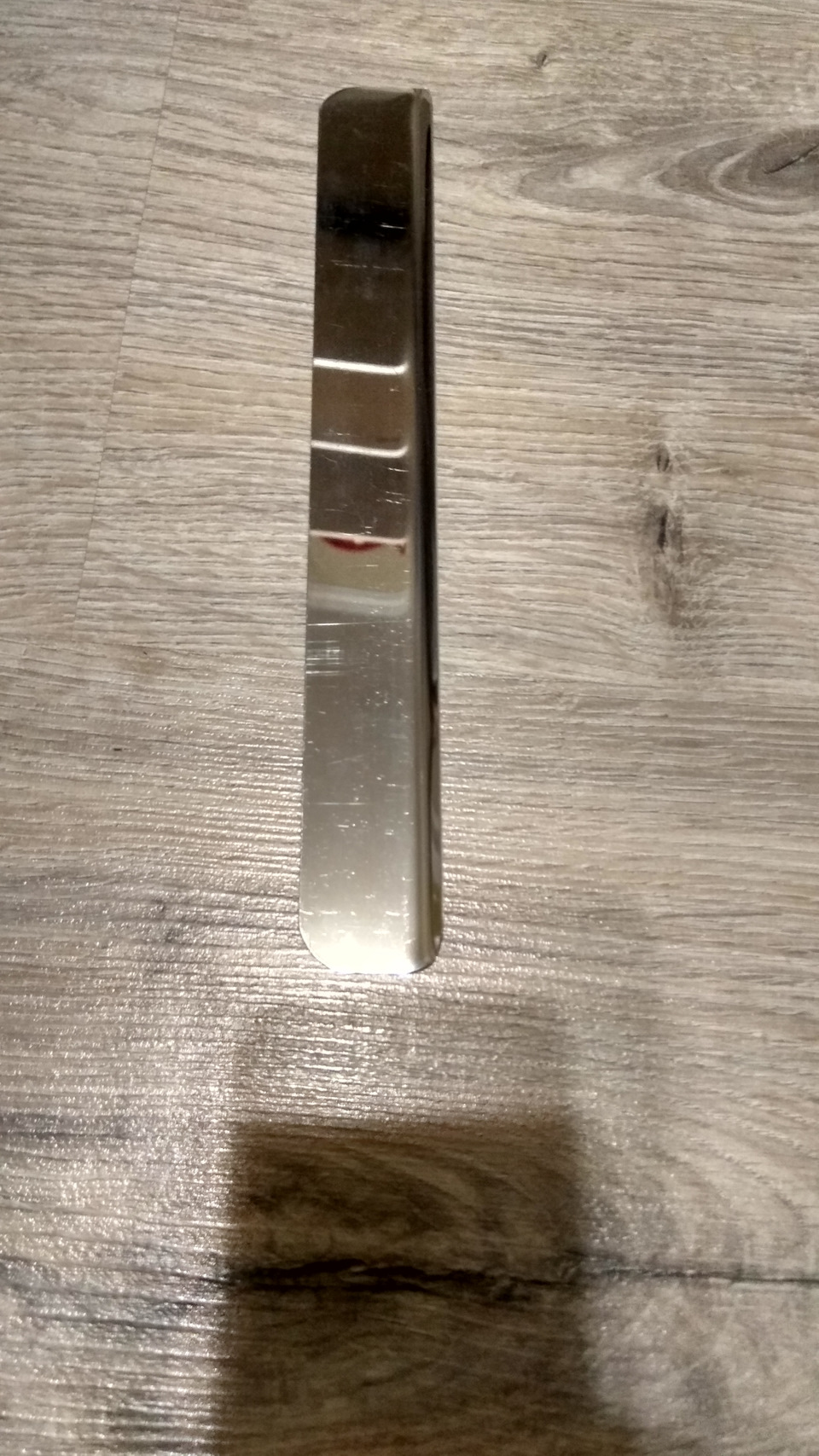 Убрал родной двусторонний скотч, наклеил свой на всю площадь ( забыл сделать фото) — Chevrolet Lacetti Sedan