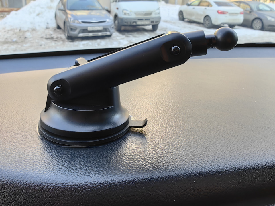 30 — Mitsubishi Outlander (3G)