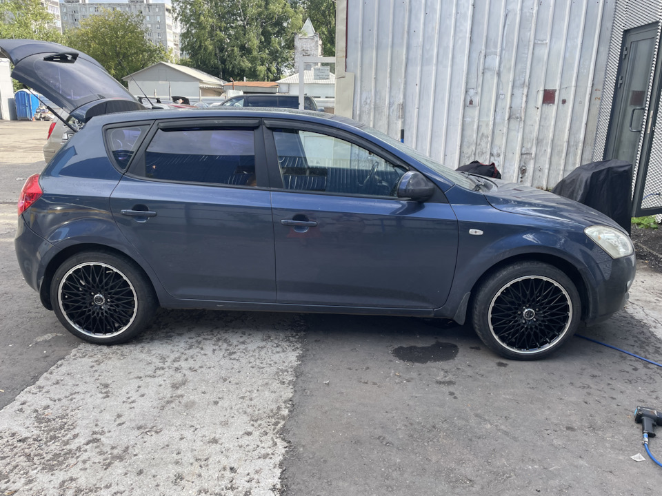 Новые диски BADX Loxarny Pavone R18 7.5J 5x114.3 — KIA Ceed