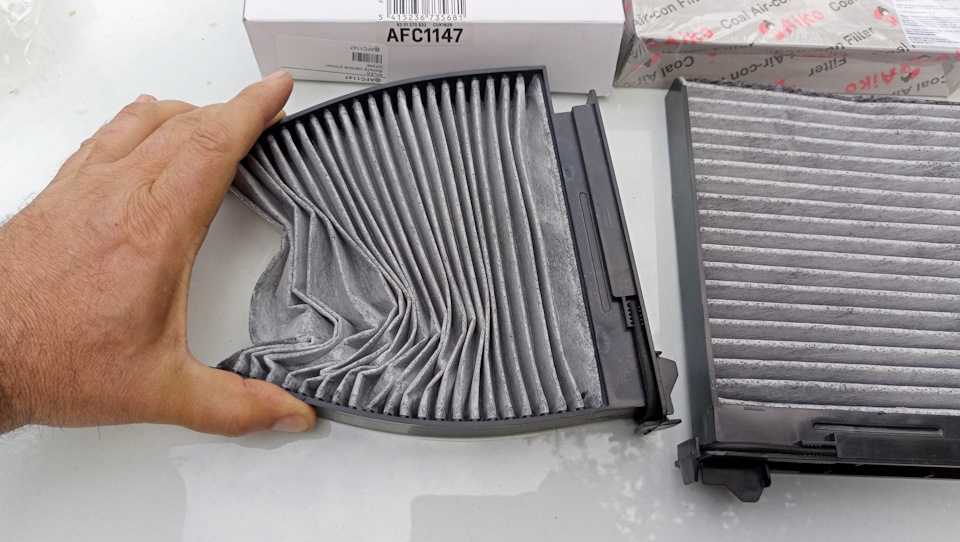 Miles тоже гнется без проблем. Но есть маленькое НО — очень интересно складывается гармошка фильтра и … — Renault Duster (1G)