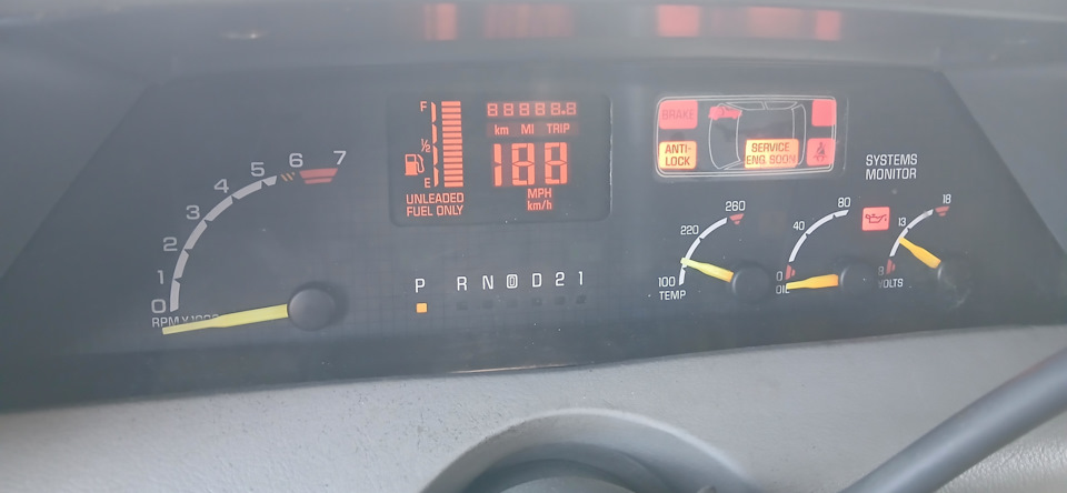 При включении зажигания — Pontiac Trans Sport