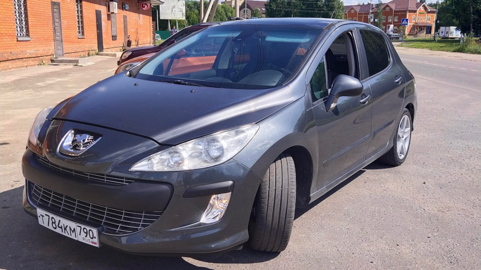 Серый peugeot. Пежо 308 2014 отзывы владельцев недостатки. Пежо 308 1. Peugeot 308 2009. 6 2008.
