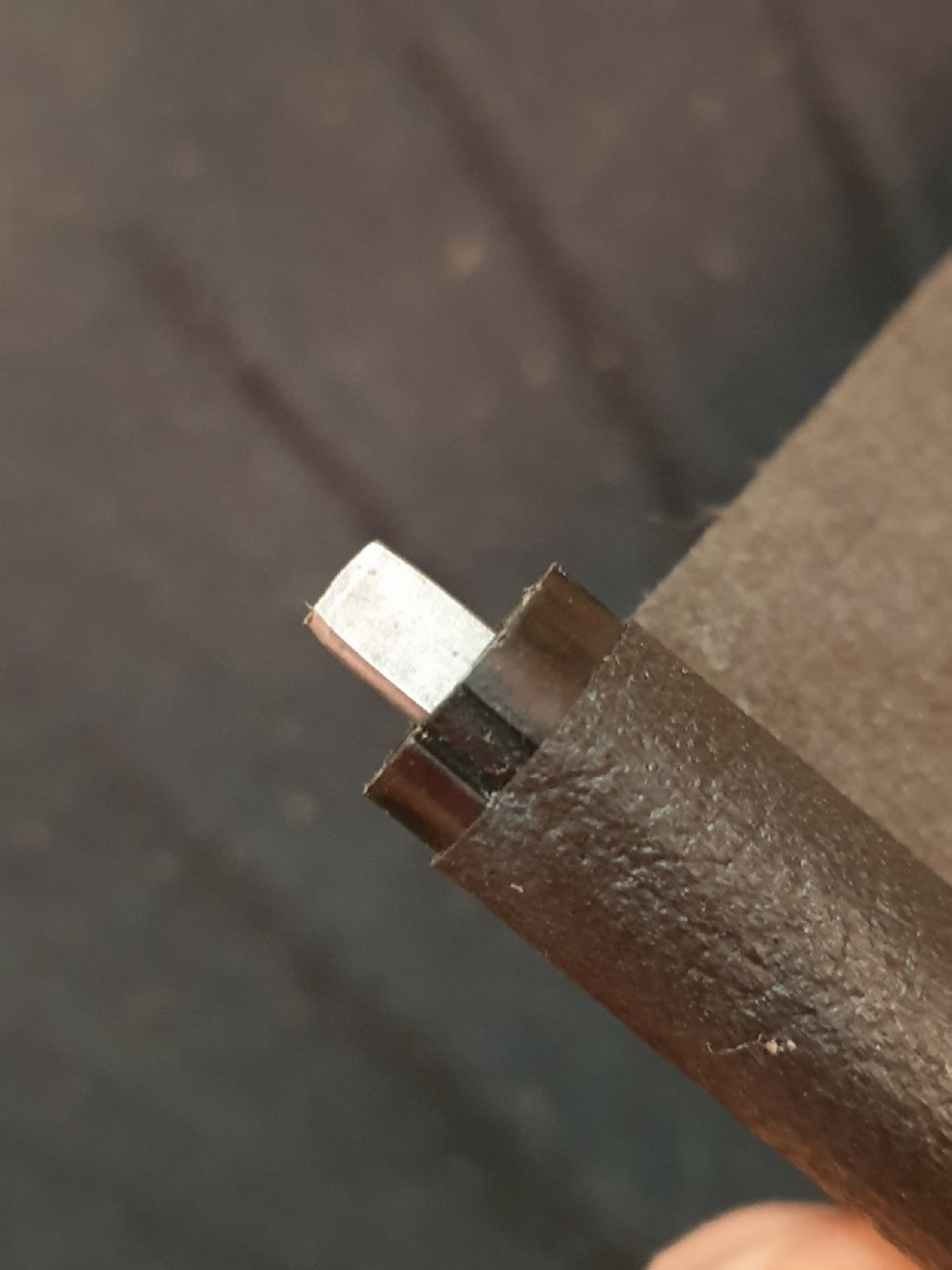 Достаем ролик, нужен вот этот конец. — Mazda 6 (1G) GG