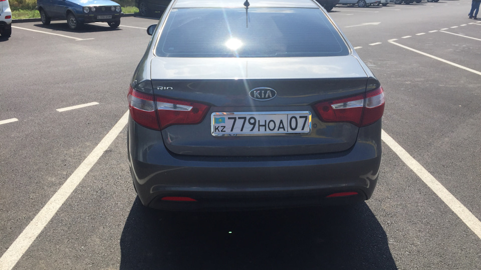 замена салонного фильтра — KIA Rio (3G), 1,4 л, 2012 года | запчасти ...