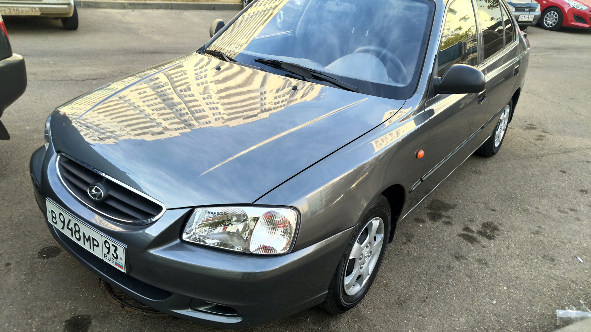 Hyundai accent ростов. Accent 2008. С блестками цвет авто Хендай акцент. Акцентоводы.