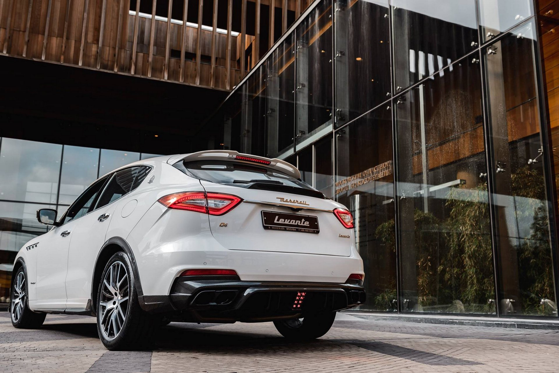 Maserati Levante обвес larte