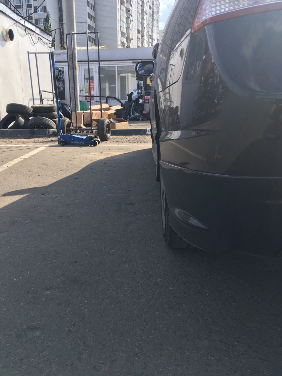 До установки проставок — Honda Civic 4D (8G)