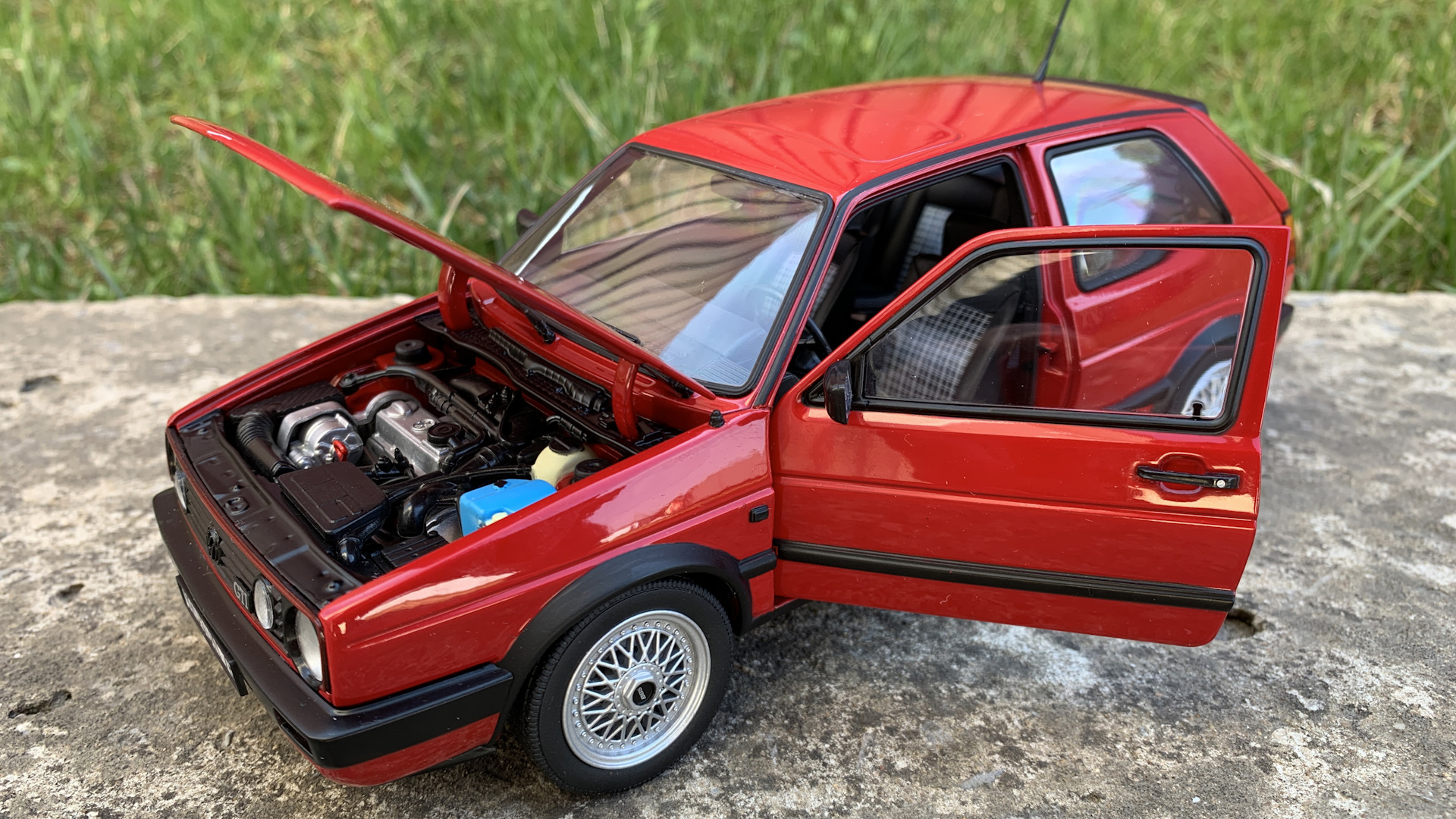 Storages 1 18. Norev 1 18 VW Golf 2. Модель Golf GTI 1:18. VW Golf 2 GTI 1:18. 1:18 Norev Golf II.