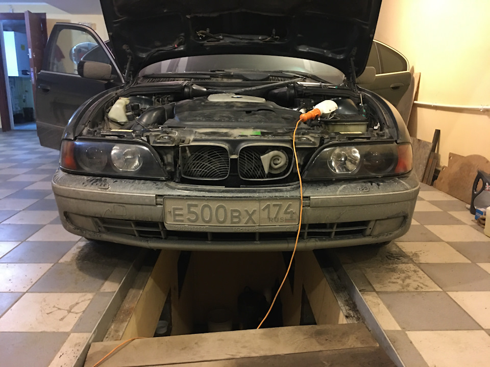 Между нами тает LED или как я менял линзы в фарах — BMW 5 series (E39 ...