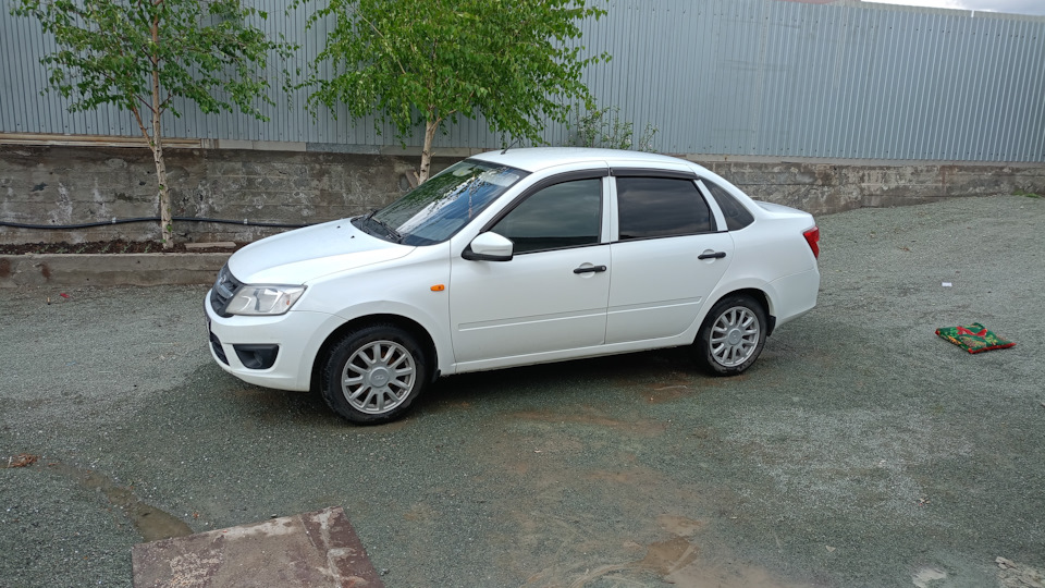 Купил гранту — Lada Гранта, 1,6 л, 2015 года | покупка машины | DRIVE2
