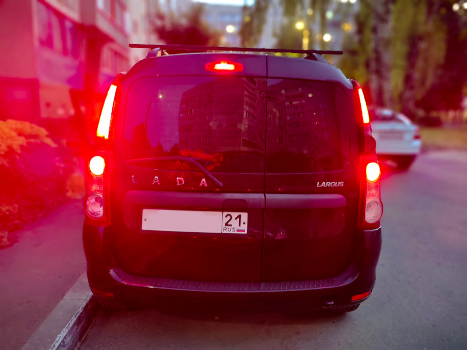 Доп фонари — Lada Ларгус, 1,6 л, 2014 года | тюнинг | DRIVE2