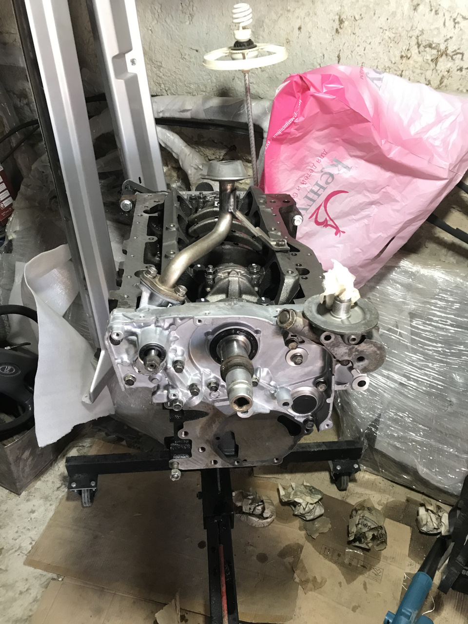 На месте — Mitsubishi Airtrek