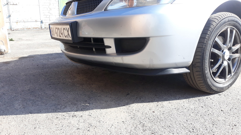 Универсальная губа на бампер — Mitsubishi Lancer IX, 1,6 л, 2006 года ...