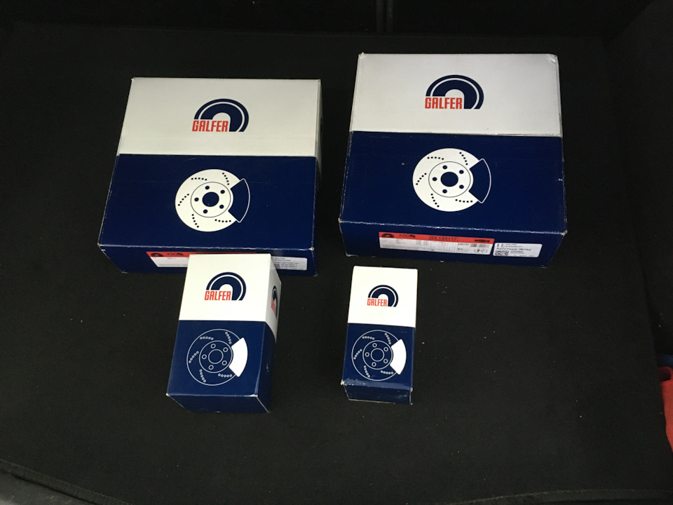 Тормозные диски и колодки GALFER — Ford Focus II Hatchback, 1,8 л, 2007 ...