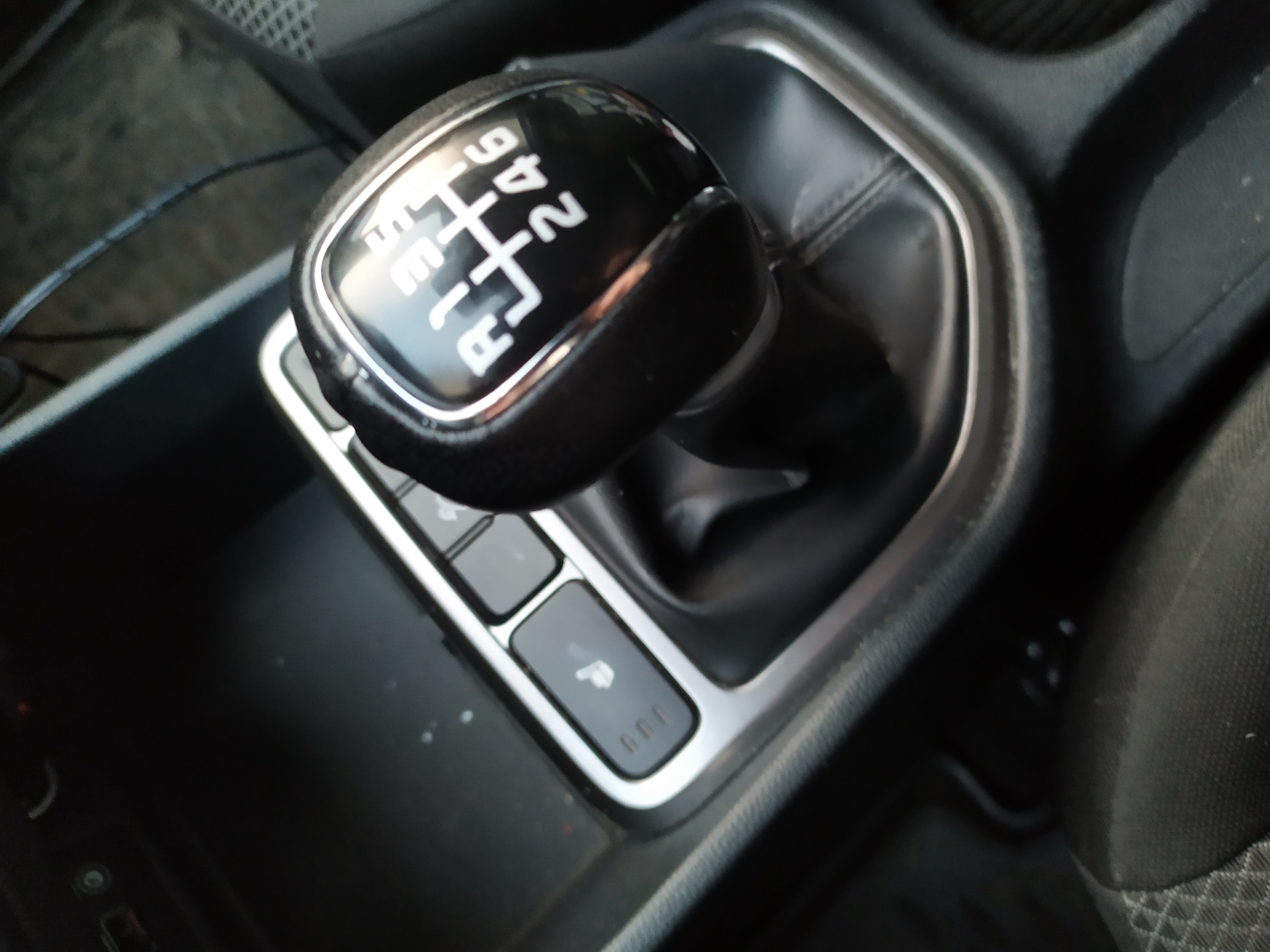 Как снять ручку хендай крета Заменил ручку механической КПП - Hyundai Creta (1G), 1,6 л, 2018 года тюнинг DRI