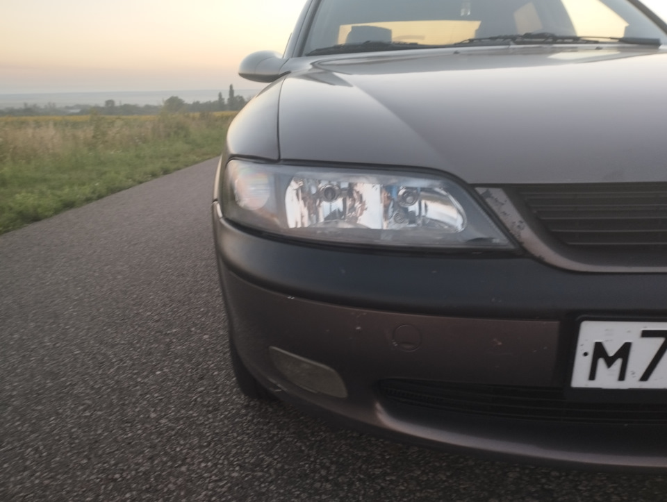 Замена фар.ч2 — Opel Vectra B, 1,6 л, 1998 года | тюнинг | DRIVE2