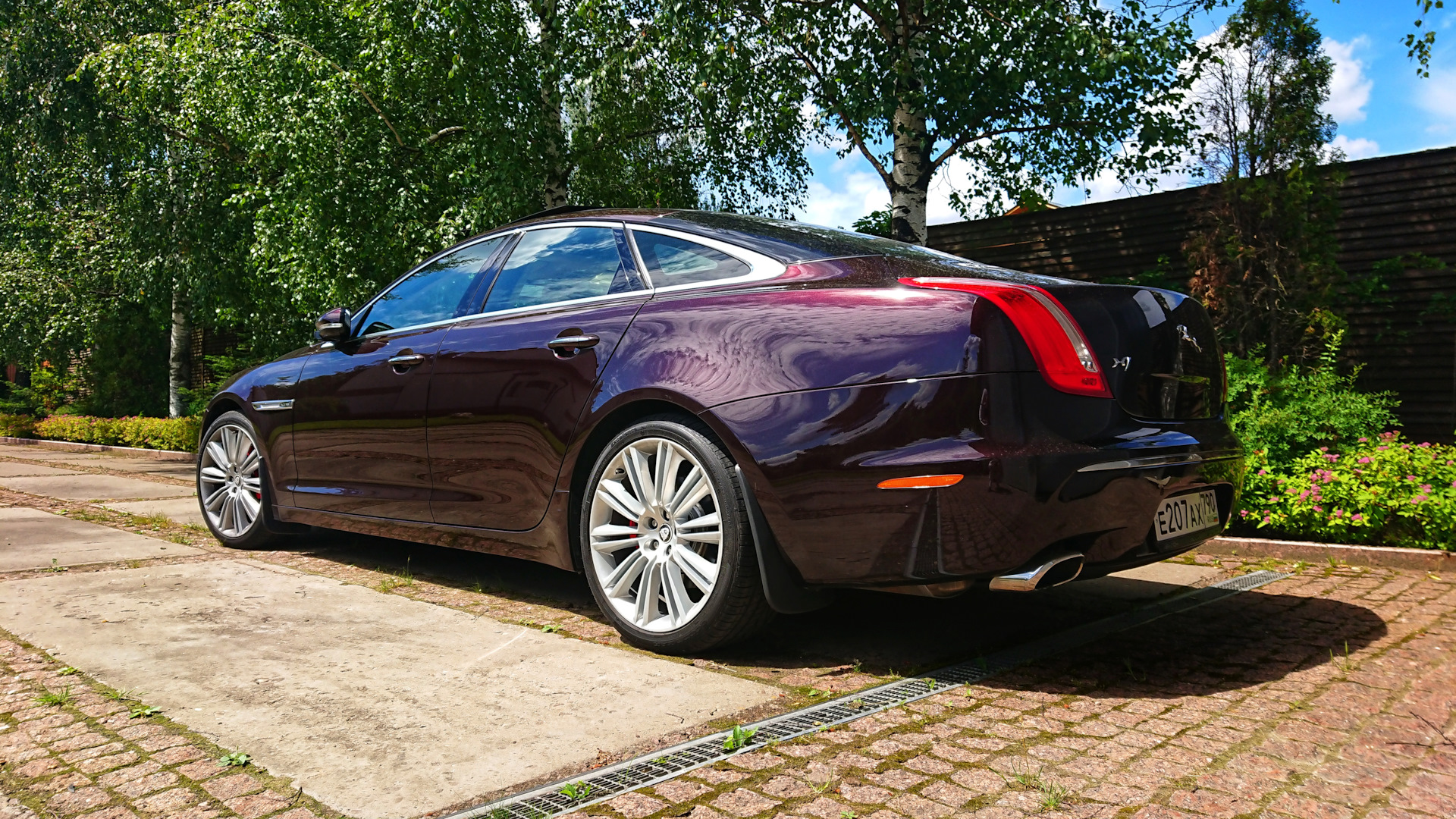 Jaguar xj long x351. Свечи ягуар xj 3. Jaguar xj 3. Ягуар хj 2006 238 л/с. Ягуар xj 2012 3.
