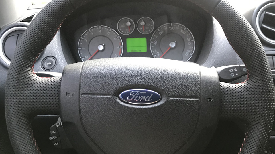Руль и кпп — Ford Fiesta ST (Mk V), 2 л, 2006 года | своими руками | DRIVE2