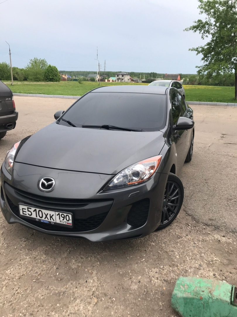 Mazda 3 2011 белая тонированная