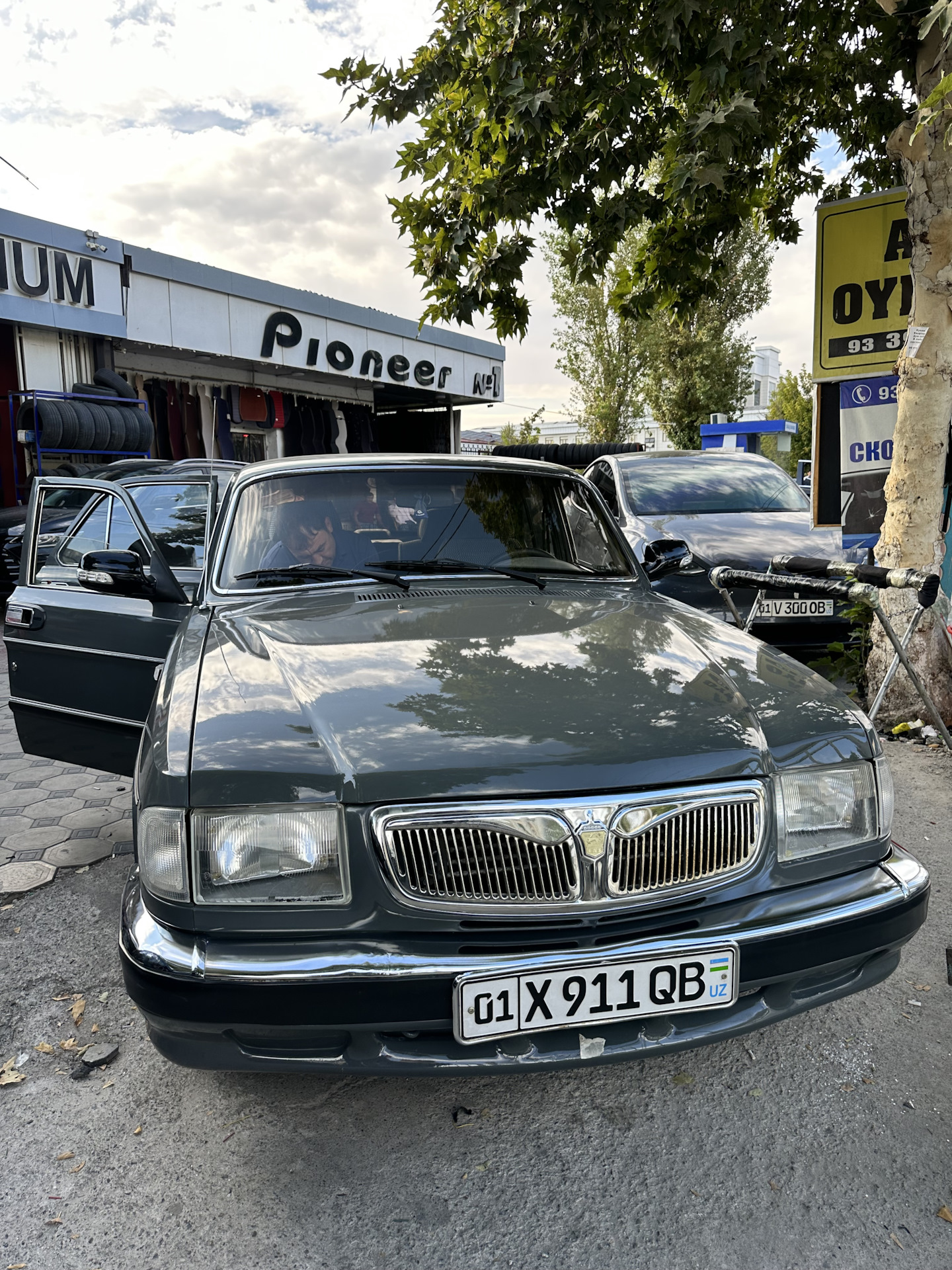 Облицовка | Сигнал | Эмблема — ГАЗ 3110, 2,3 л, 2000 года | рейтинг и ...
