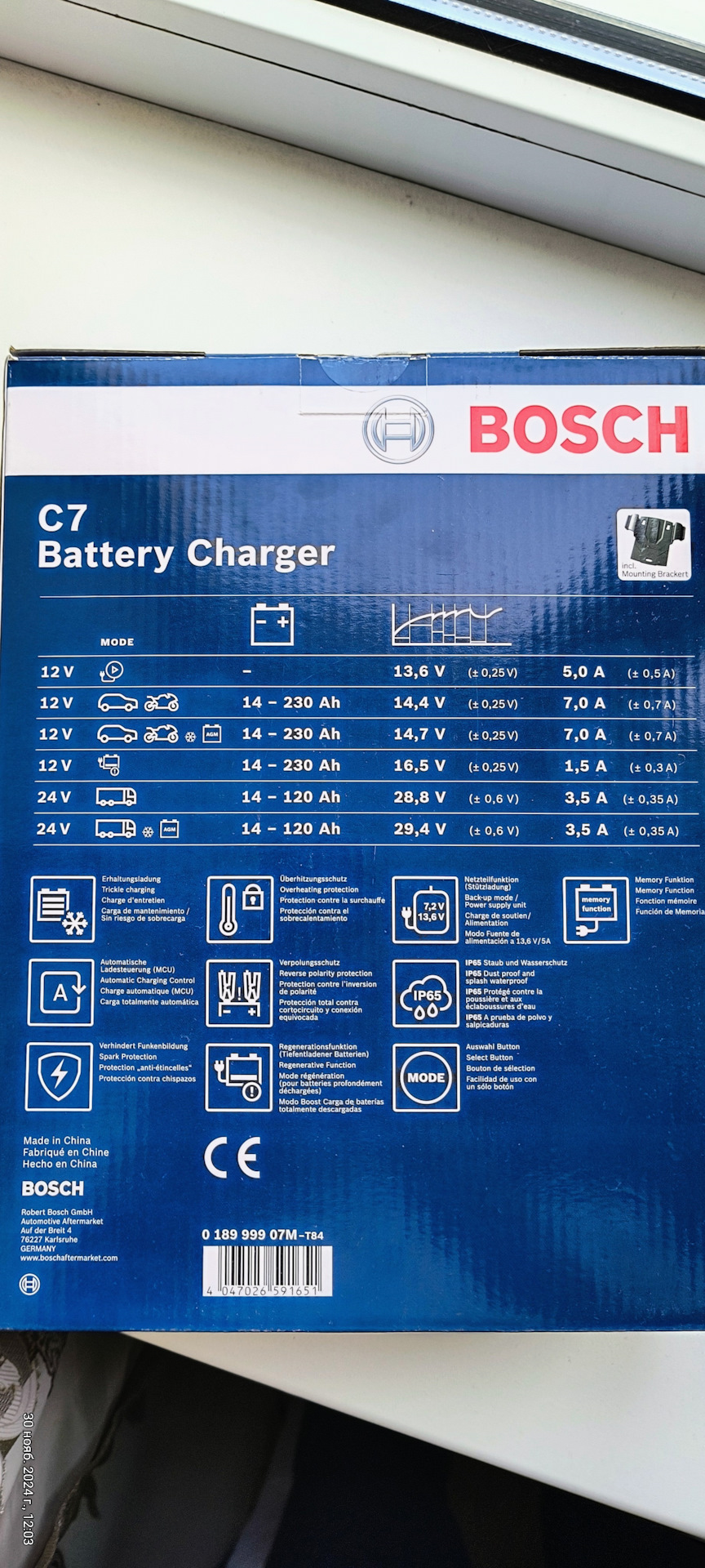 BOSCH 0 189 999 07M — Mercedes-Benz E-Class Estate (S211). Запчасти на фото: 018999907M, A40