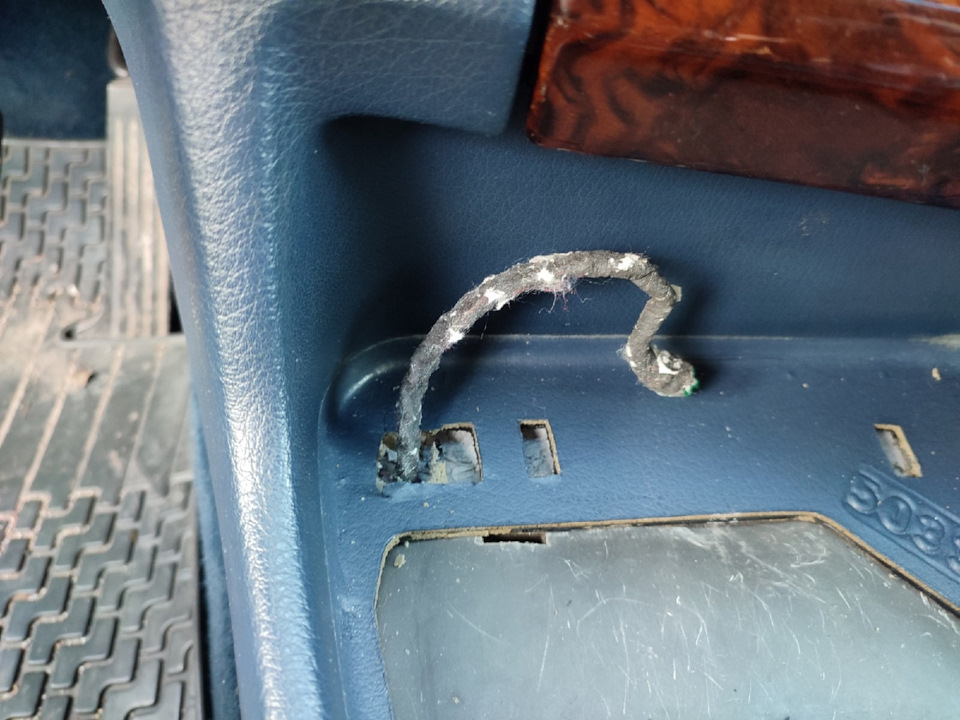 Фото в бортжурнале BMW 5 series (E34)