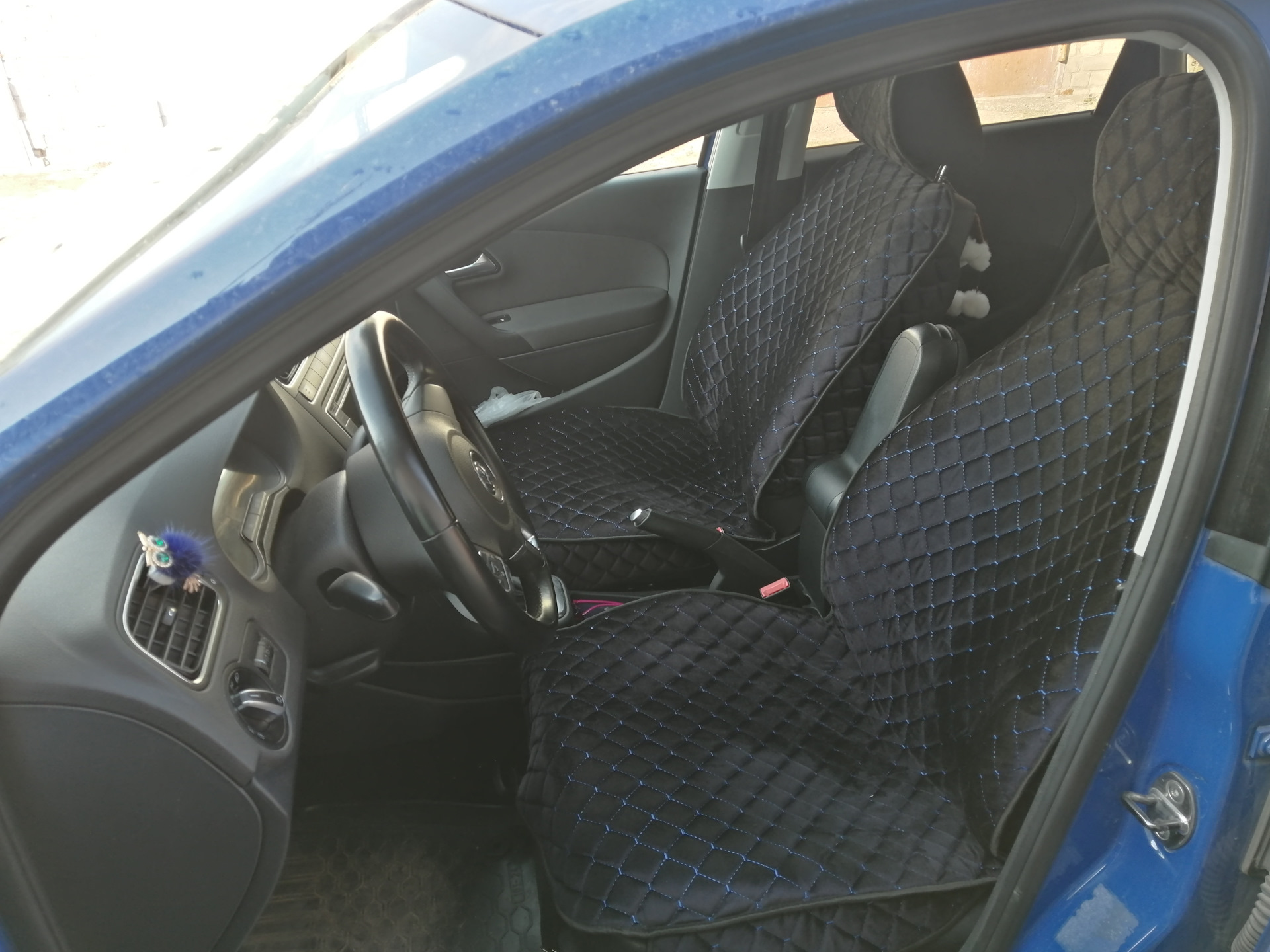 Накидки на сидения — Volkswagen Polo Mk5, 1,4 л, 2012 года | аксессуары ...