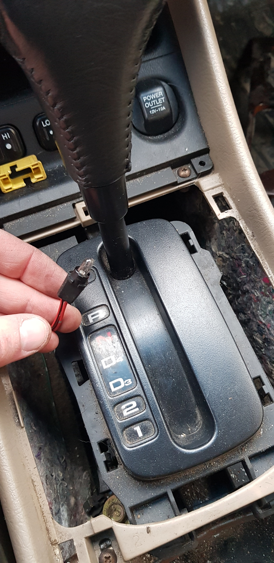 снять селектор. селектор акпп фольксваген туарег. ручка акпп акцент тагаз. селектор акпп гольф 5 1. ручка акпп хендай акцент 2008.