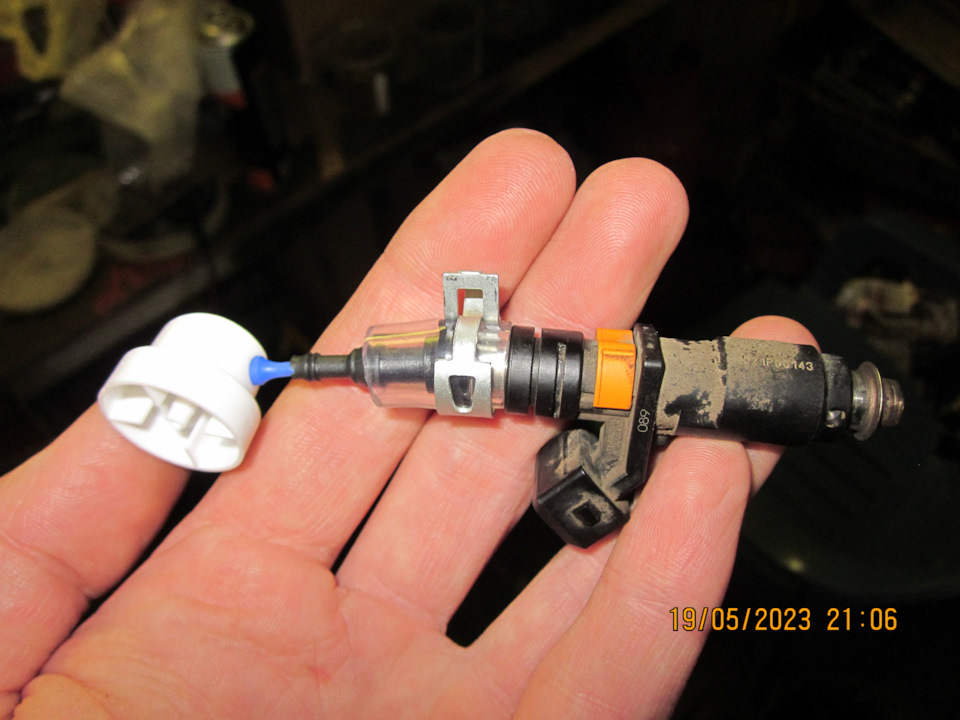 Самодельная насадка для промывки форсунок баллоном Очистителя дроссельной заслонки — Lada Vesta SW (1G)