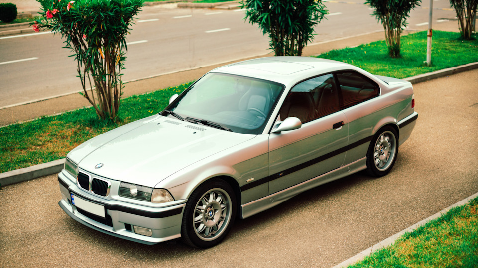 Бмв 1996 фото Купить б/у BMW M3 II (E36) 3.2 MT (321 л.с.) бензин механика в Твери: серебристы