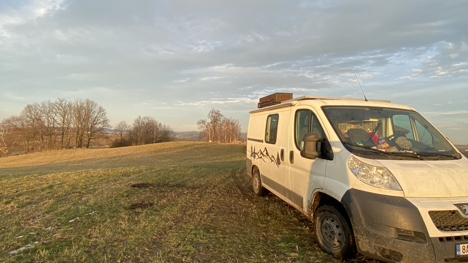 Пежо боксер 2.2 дизель. Peugeot Boxer Camper van. Полный привод Peugeot Boxer. Пежо боксер кемпинг. Пежо боксер 8+1.