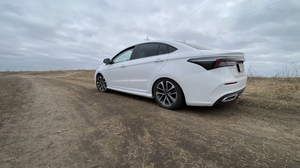 Omoda S5