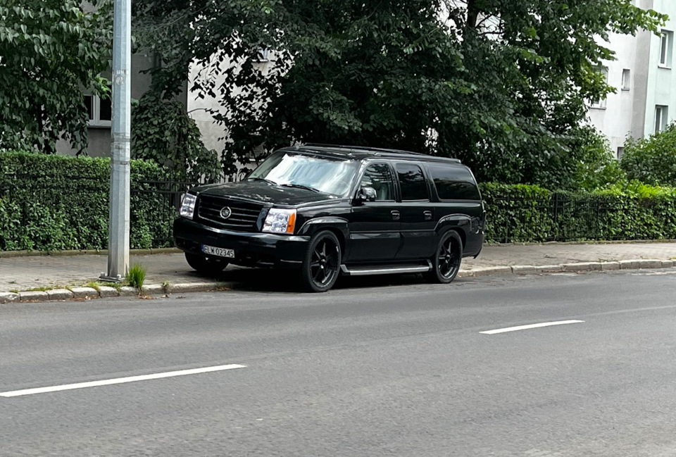 Service ride control. — Cadillac Escalade ESV (1G), 6 л, 2004 года
