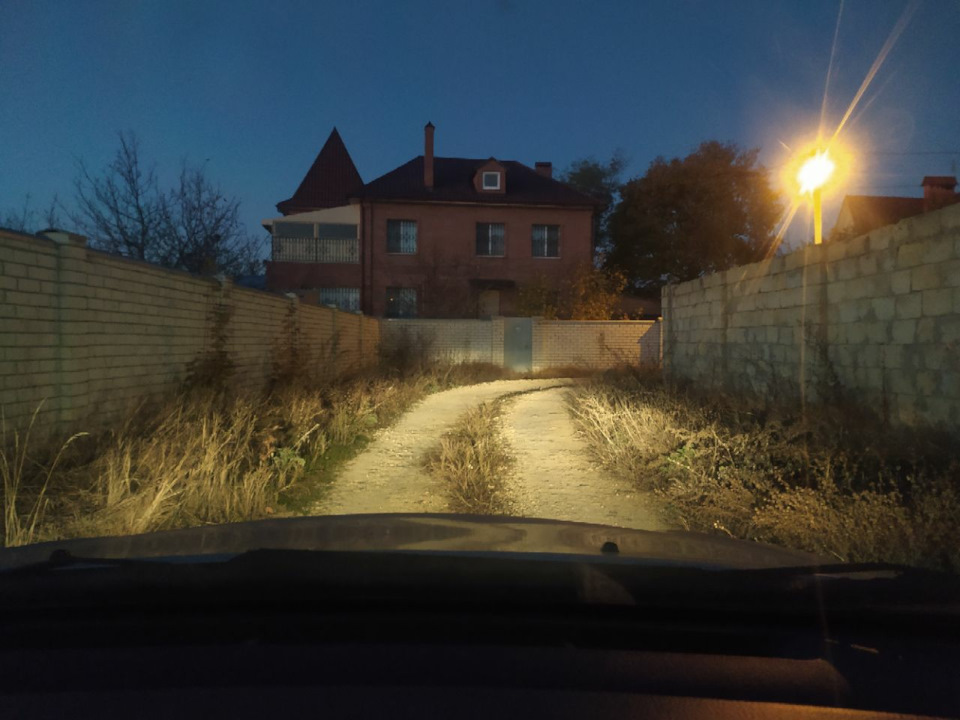 Philips White Vision в ближний свет. — Toyota Avensis II, 2 л, 2005 ...