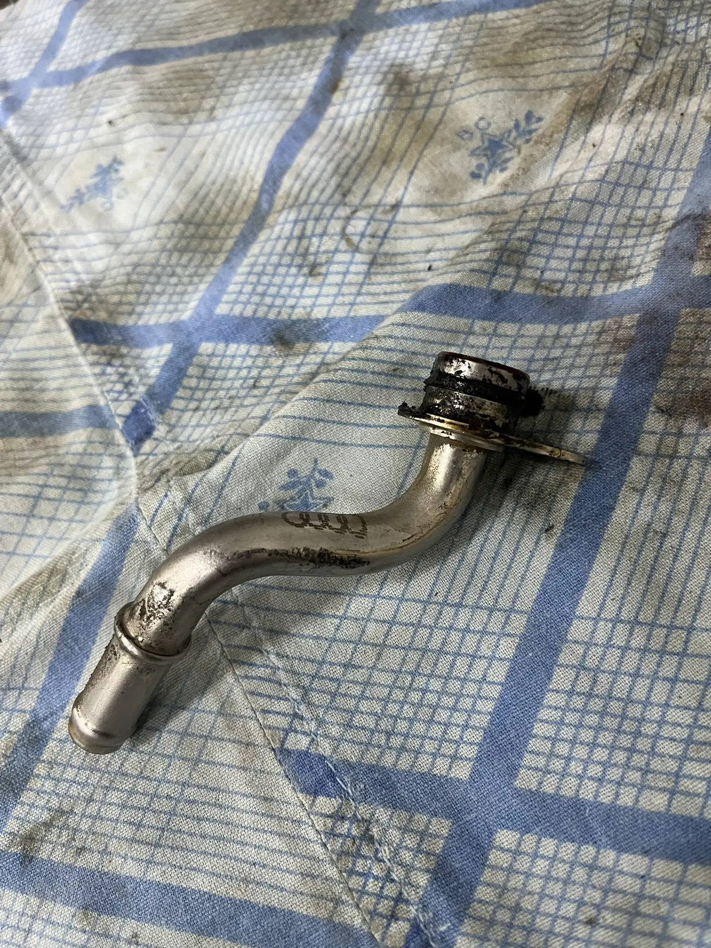 Сервис 14: Замена крышки бачка ОЖ. Замена прокладки трубки ОЖ на ...