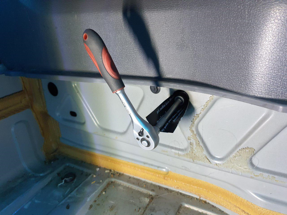 Фото в бортжурнале Volvo S60 (1G)