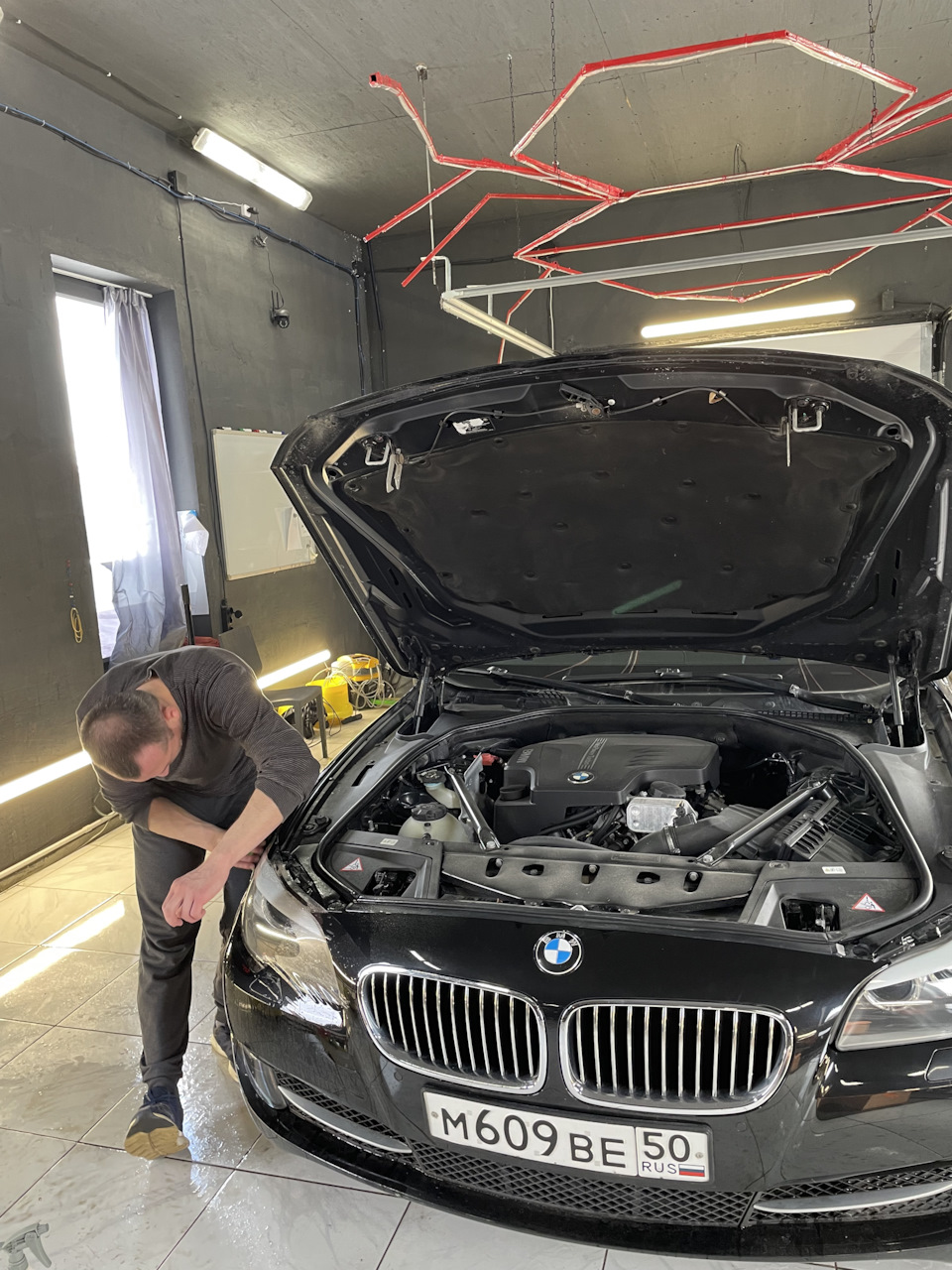 Оклейка фар в полеуретан. — BMW 5 series (F10), 2 л, 2013 года | визит ...