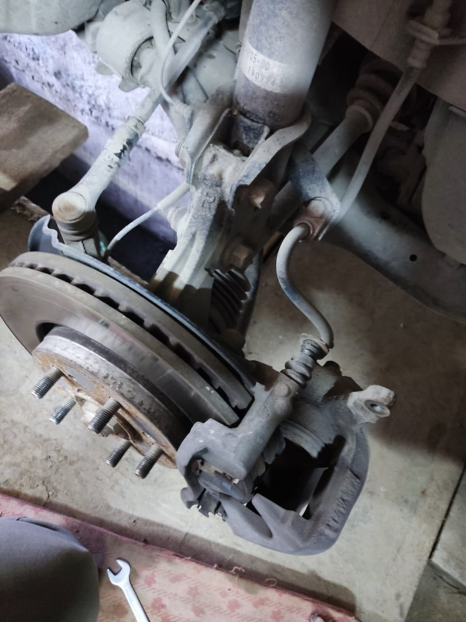 Honda CRV-3 Замена тормозной жидкости в тормозной системе и сцеплении ...