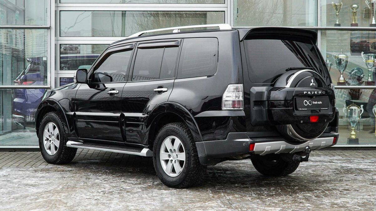 Mitsubishi Pajero (4G) 3.0 бензиновый 2007 | 