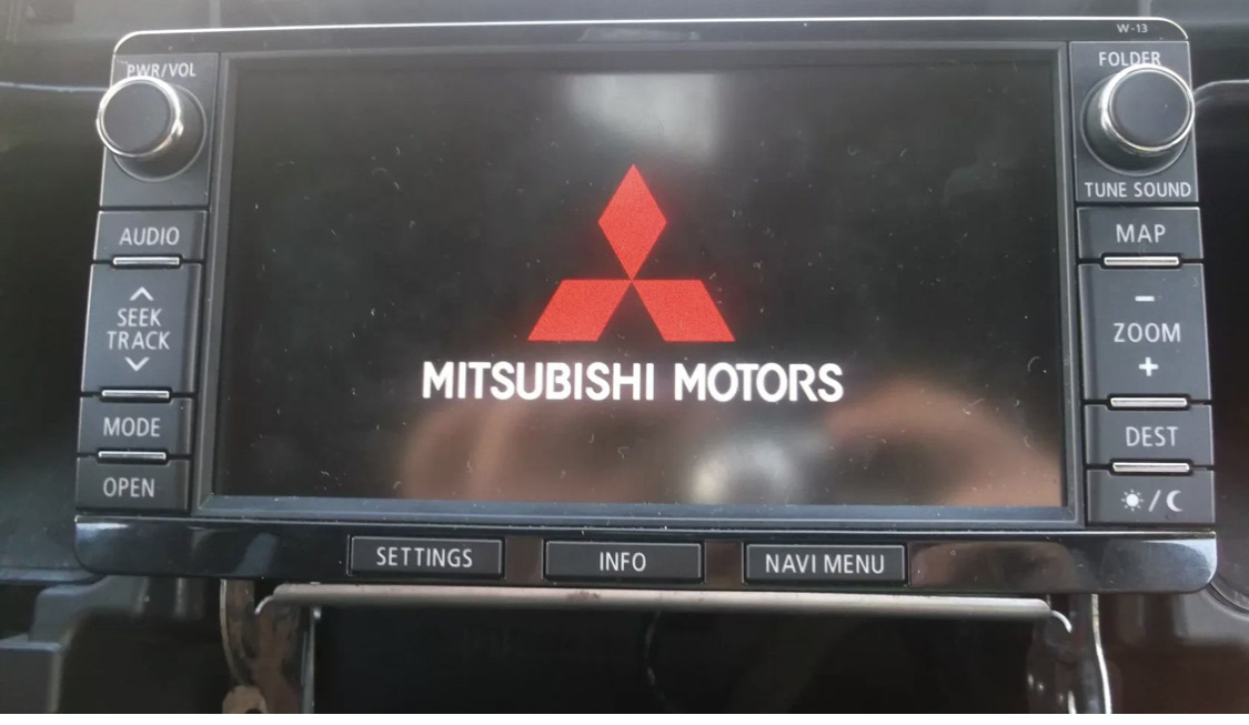 магнитола 2 din mitsubishi outlander 3